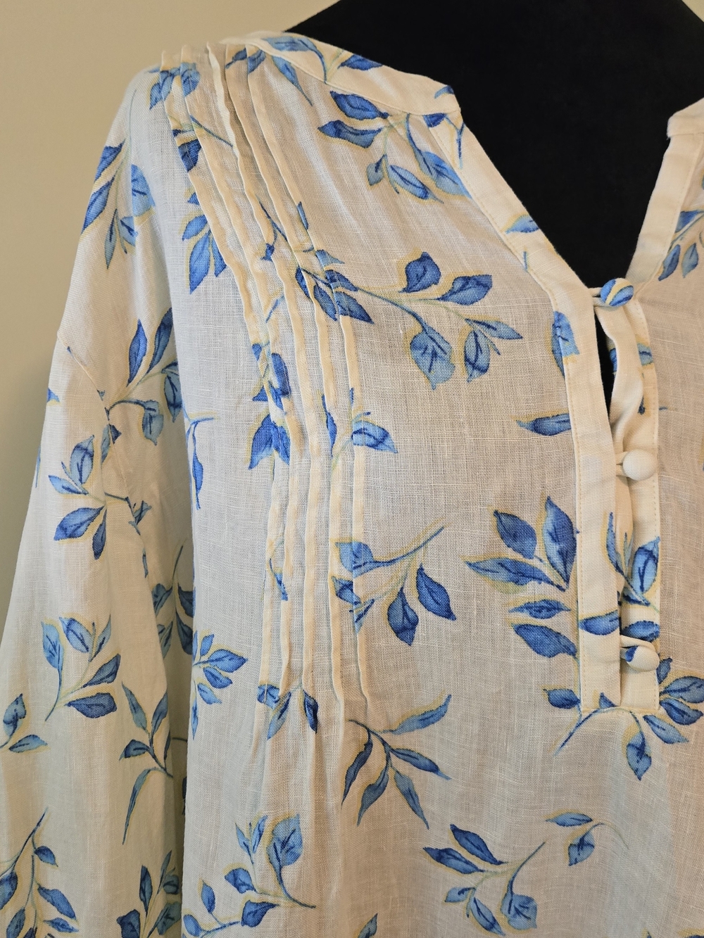 Light Yellow Floral Pintuck Peasant Blouse - Women - Picture 2 of 5